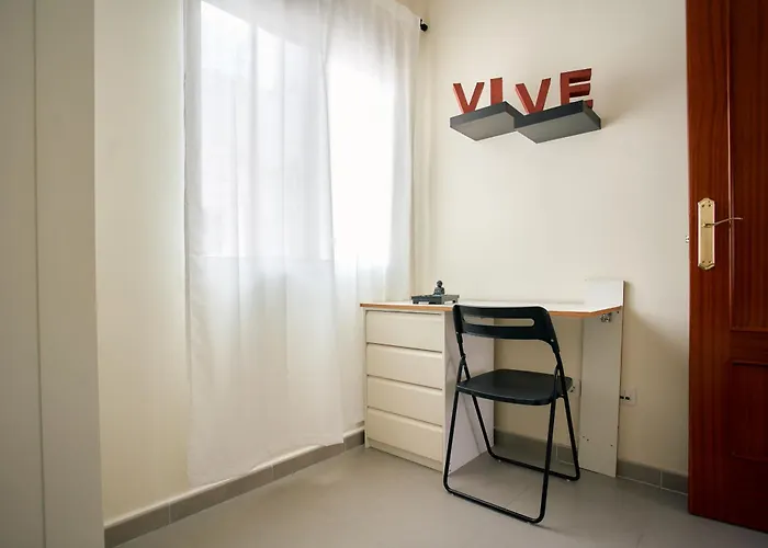 Work & Pet Friendly Urban Next To The Apartament *