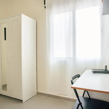 Work & Pet Friendly Urban Next To The Las Palmas de Gran Canaria