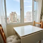 Work & Pet Friendly Urban Next To The Apartament